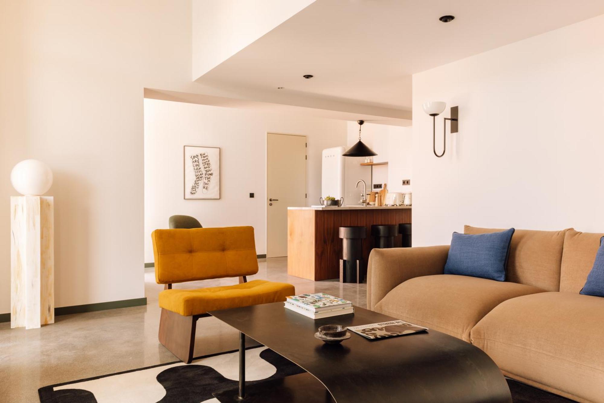 The Rebello Hotel & Spa - Small Luxury Hotels Of The World Vila Nova de Gaia Eksteriør billede Interior of a suite at the Hotel